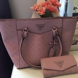 Pink guess bag with matching wallet